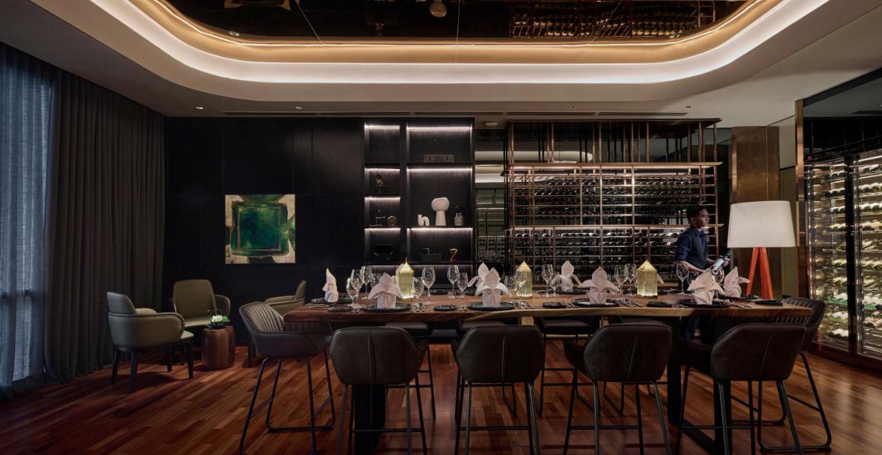 Amari Kuala Lumpur Hotel Exterior foto The private dining room at the restaurant